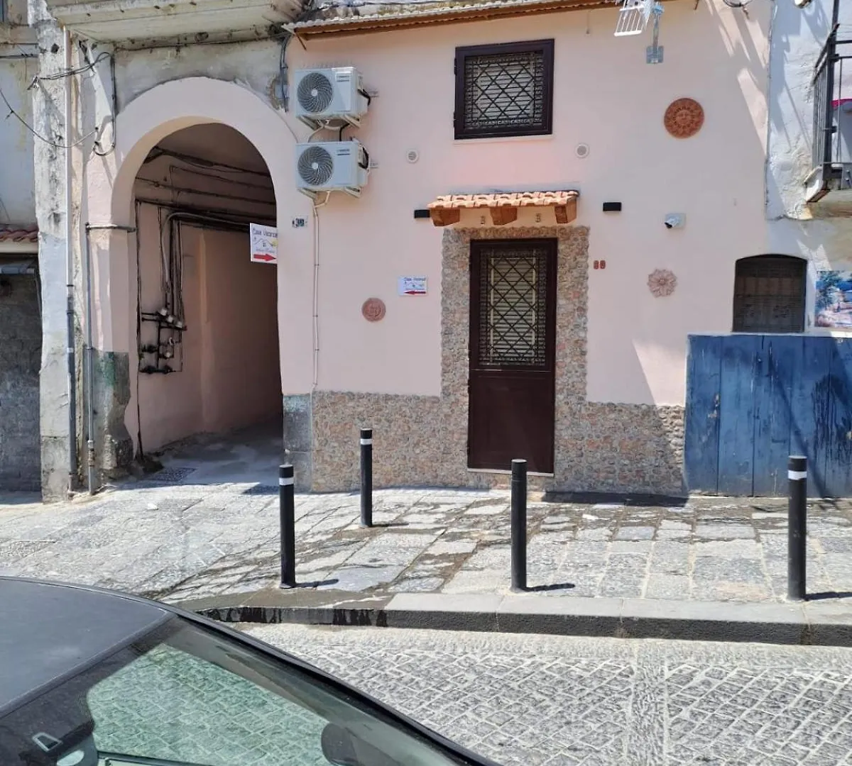 Bed & Breakfast Antica Resina Appartamento Vesuvio Ercolano Italy